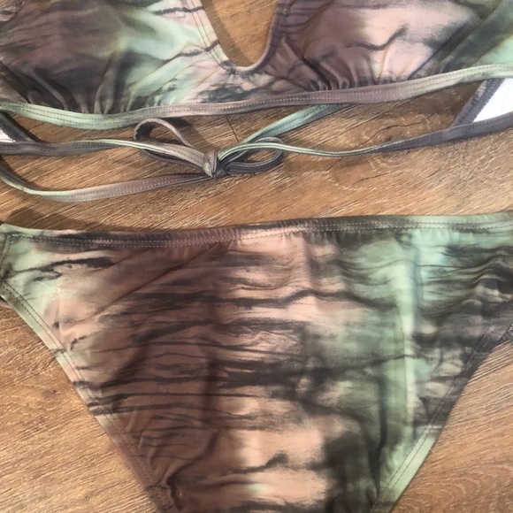 HURLEY bikini - Picture 2 of 3